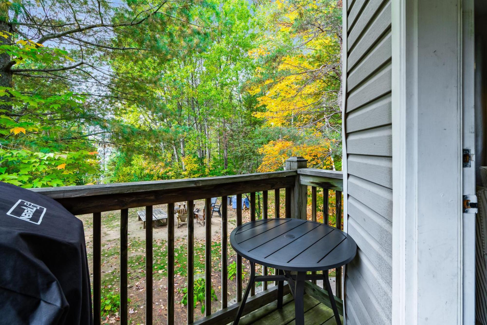 Muskoka Waterfront Retreat Villa Dwight Exteriör bild